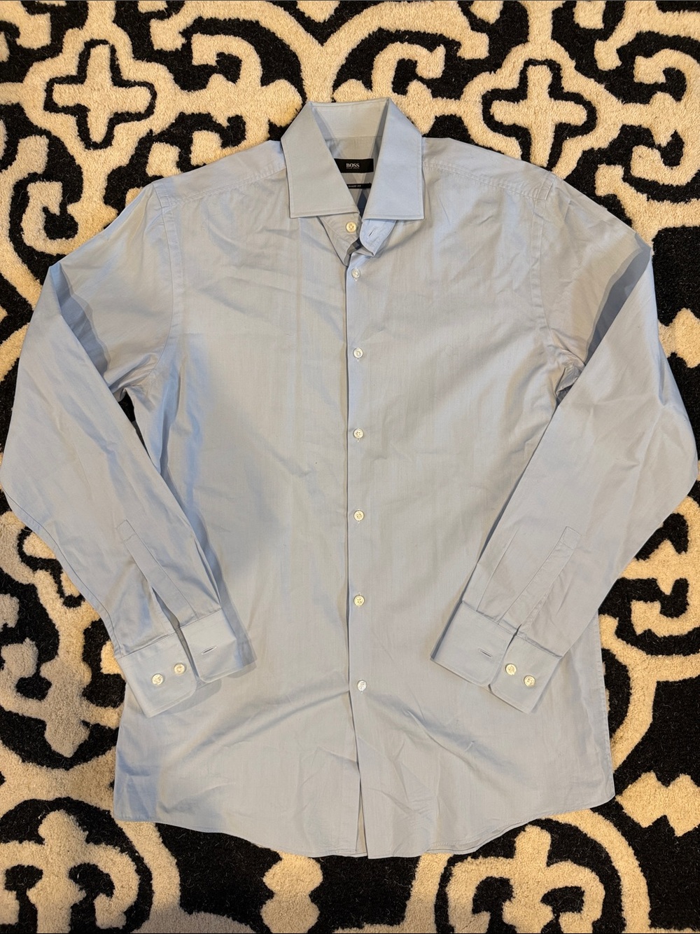 Hugo Boss Men's Light Blue Button-Up Dress Shirt. 16 1/2 neck. Sleeves 34/35